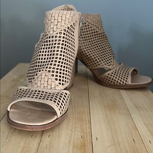 Vince Camuto Beige Cutout Heeled Sandals